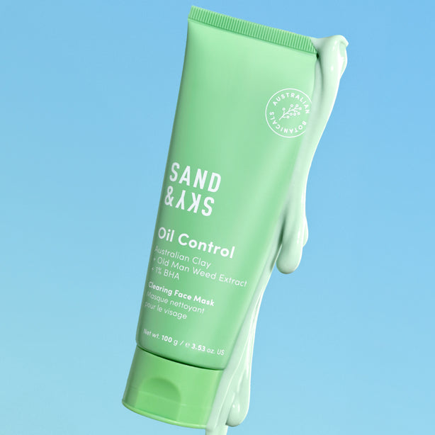 Oil Control Clearing Face Mask lifestyle image - product in use